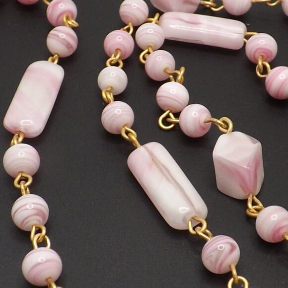 Pink Art Glass Beaded Necklace, Gold Tone Wire Wrap, Vintage, 23 Inch, No Clasp - Picture 3 of 11